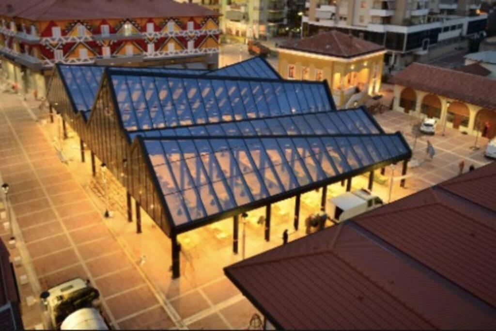 Center 1 * Tirana