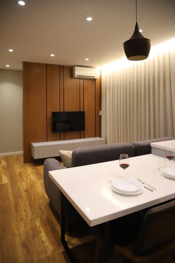 Apartment Center 1